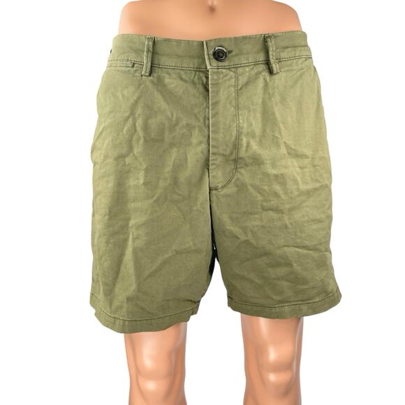 Gap Essential Khaki Mens Green 7" Straight Leg Performance Golf Chino Shorts 36 - Picture 1 of 6